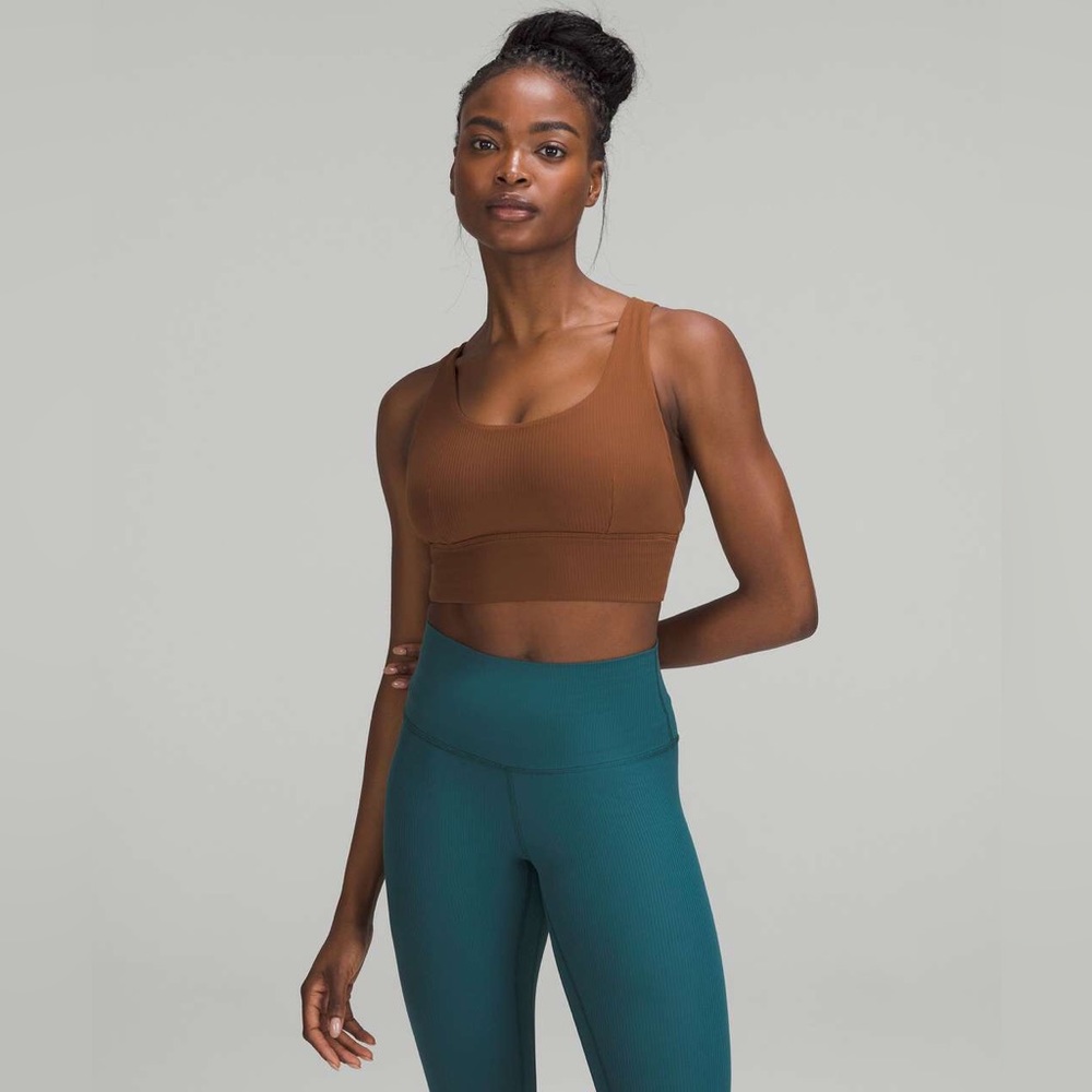 Lululemon NWOT size 4 Align Ribbed Bra Light Support C/D